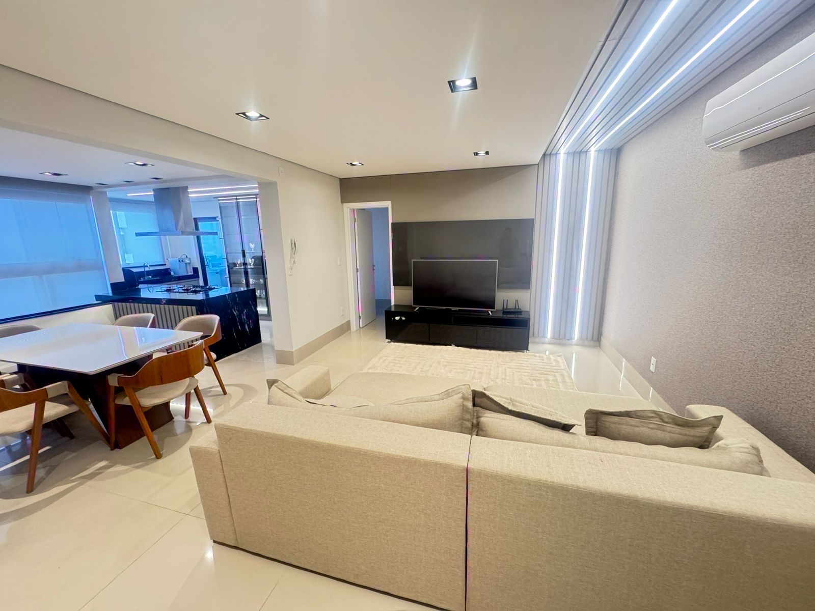 Apartamento mobiliado - "Porteira Fechada" - Santa Mônica